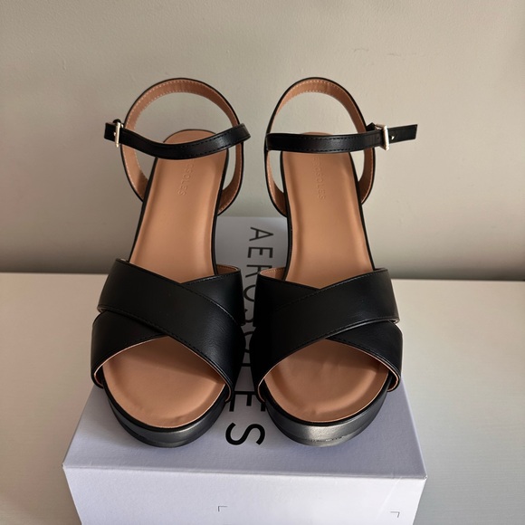 Women’s Aerosoles Black Wedge Sz. 10W - Picture 3 of 5